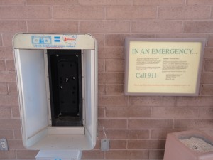 DSC02605 How do I call 911?